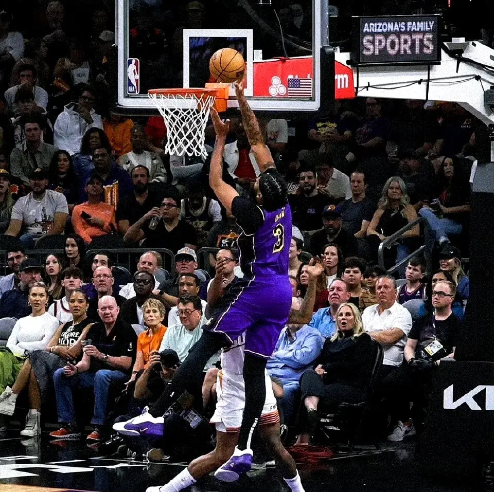 九游体育杜兰特官方宣布险胜新规，湖人引发争议！(杜兰特首发出战对阵湖人 出场时间增加但仍会受限)