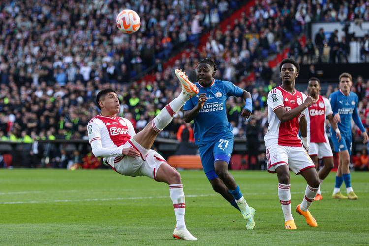 九游登录入口包含冲刺阶段突围战来临，埃因霍温围绕NBA总决赛强势反弹，压力陡增，医务组通报恢复的词条